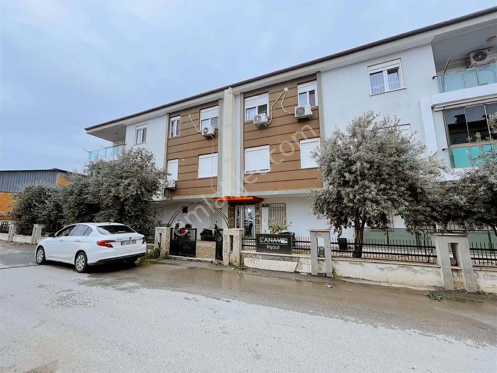 Merkezi Konumda, Park Manzaralı Ferah 2+1 Daire ilan görseli