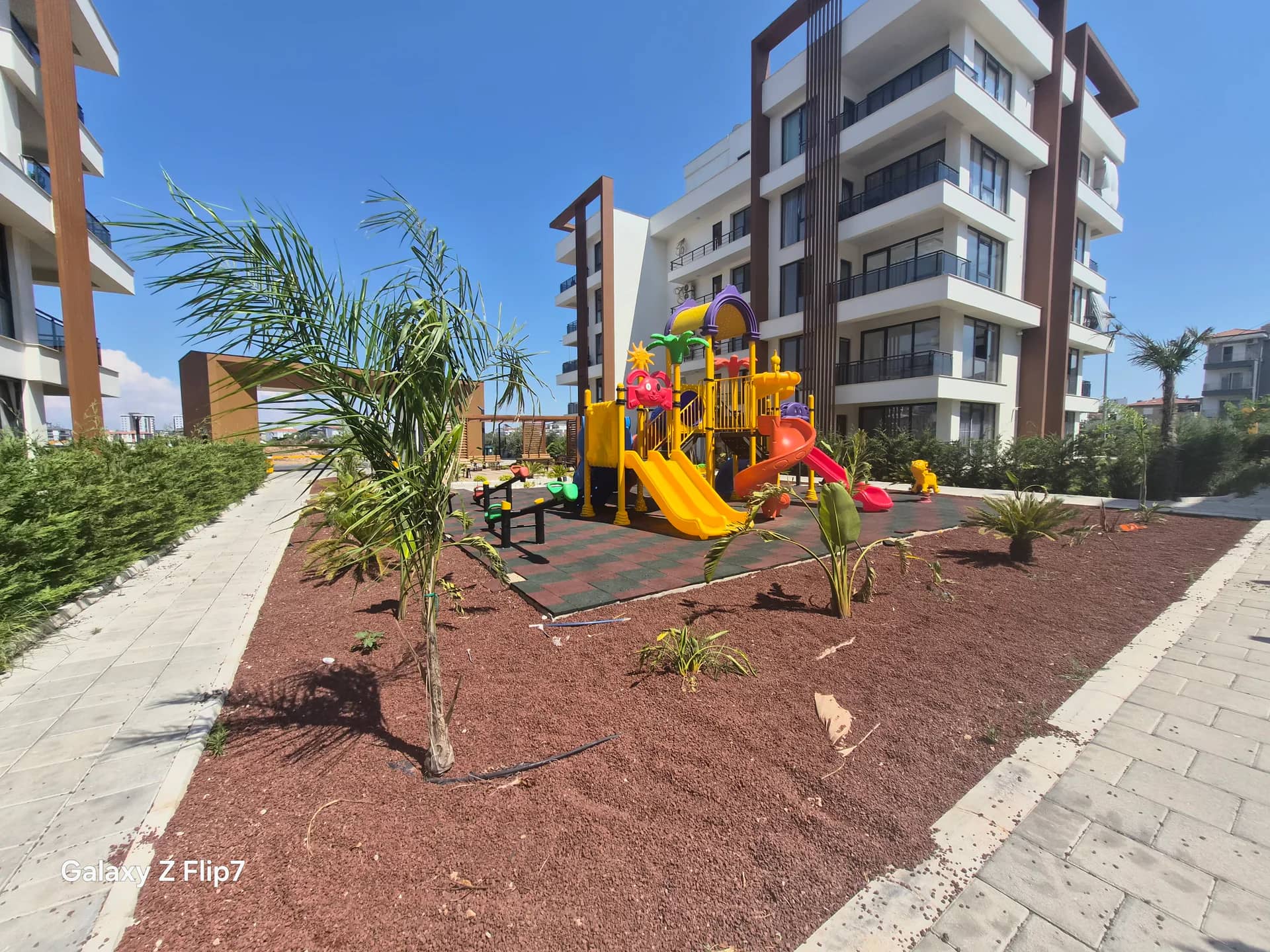 Döşemealtı Yeniköy Site İçinde 1+1 Satılık Daire ilan görseli