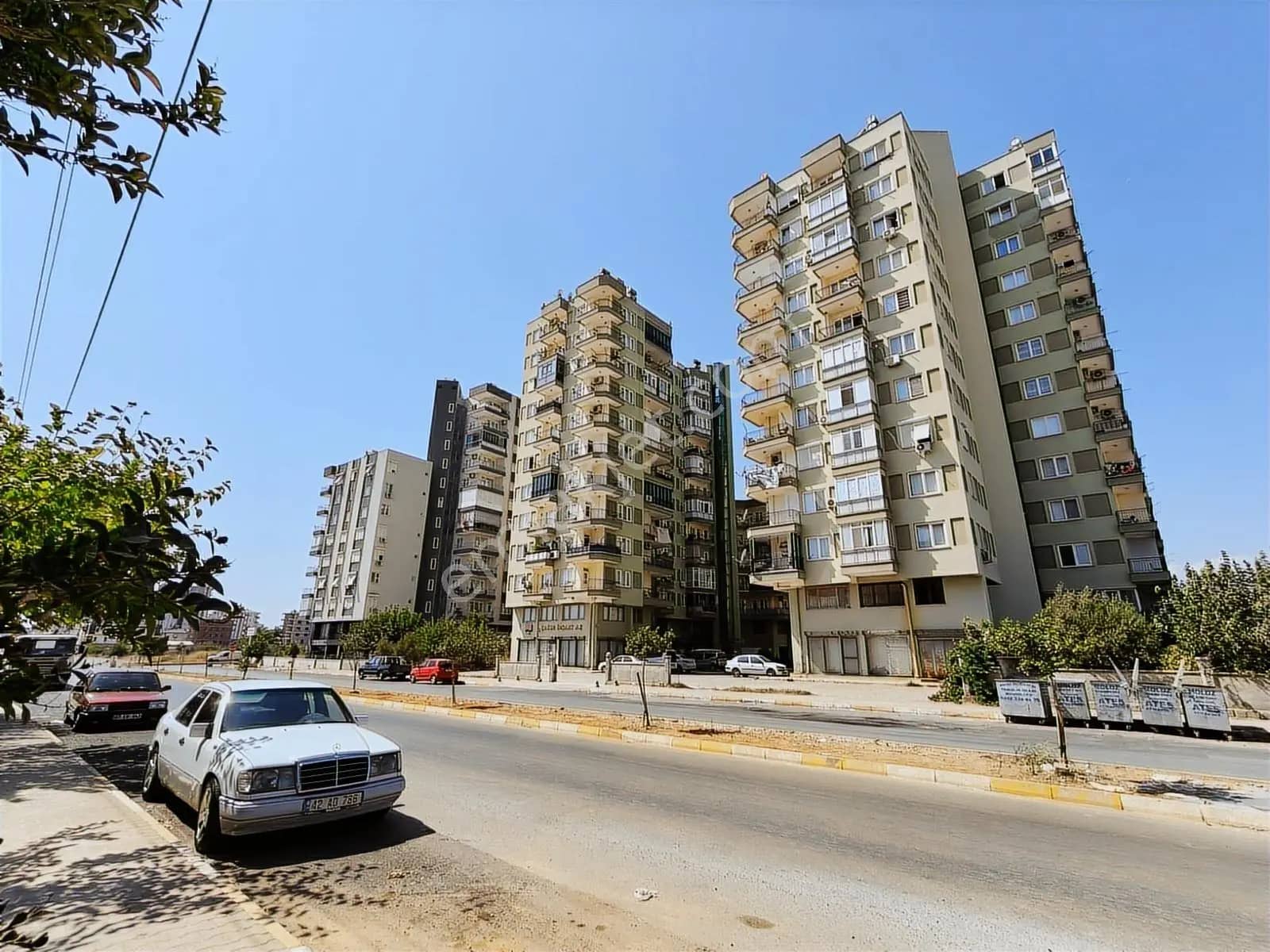 Tramvaya Yakın 3+1 Site İçi Net 135 M2 Daire ilan görseli