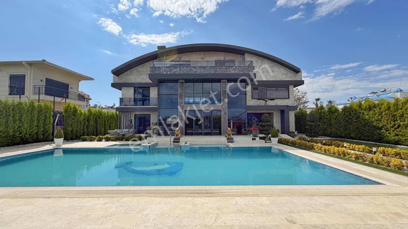 1162 M² Arsa | 550 M² 7+2 Loft Mimari | Isıtmalı Havuzlu Villa ilan görseli