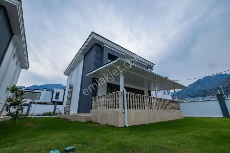Antalya Göynük'te Ultralüks 4+1 Satılık Villa ilan görseli