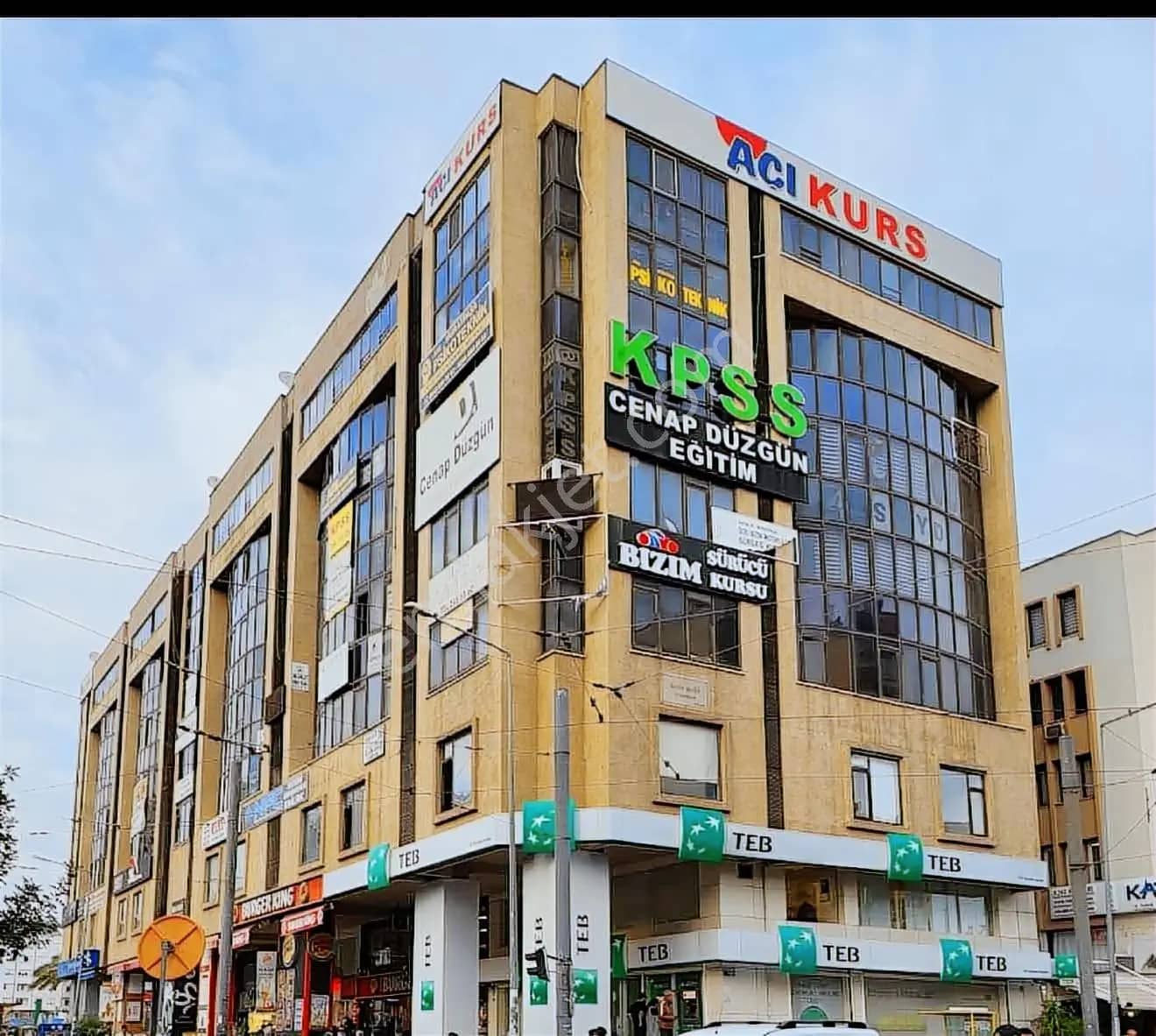 Ayşe Yenidoğan'dan Markantalya Yanı İş Merkezinde Geniş Ofis ilan görseli