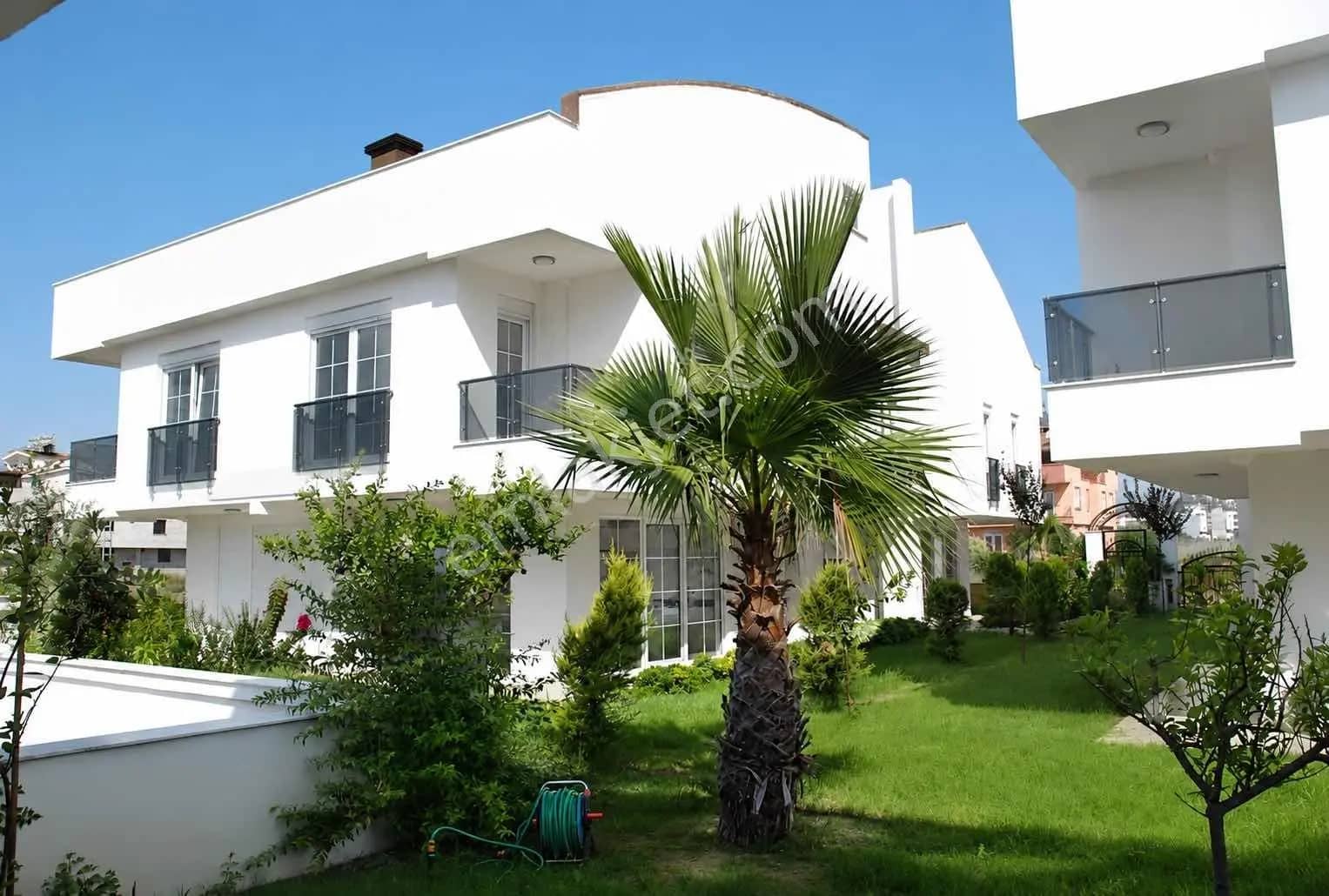 Güzelobada Müstakil Bahçeli Villa Tadında 4+2 Çift Daire ilan görseli
