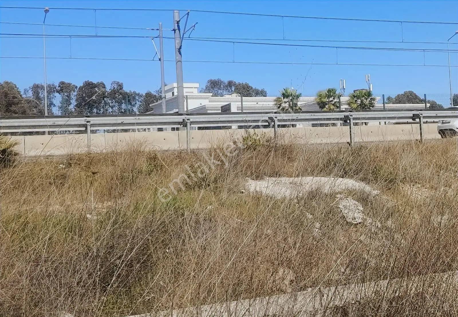 Antalya Serik Yoluna Cephe Satılık Ticari Arsa