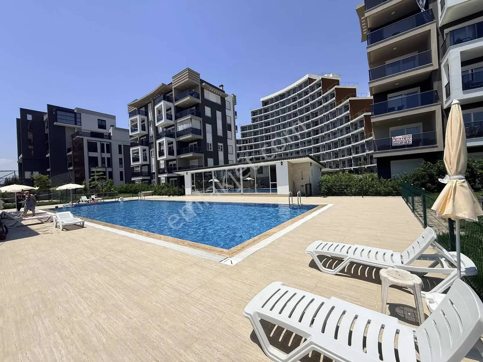 1+1/satılık İskanlı 30 M2 Bahçe Kullanımlı Daire ilan görseli
