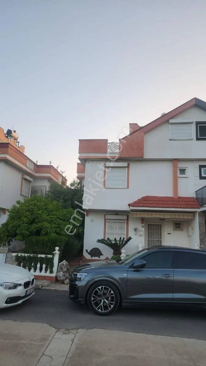Altıntaş Onur Sitesi Muhteşem Manzaralı Villa ilan görseli