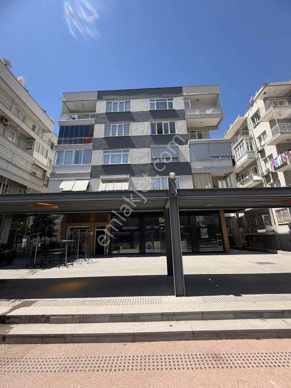 Üçgen Mahallesi Sgk Yanı Ara Katta 3+1 Kiralık Daire ilan görseli