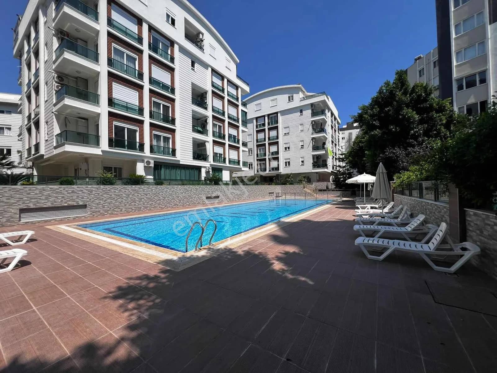 Konyaaltı Sarısu Site İçinde Lux Yapılı Boş Daire 2+1 ilan görseli