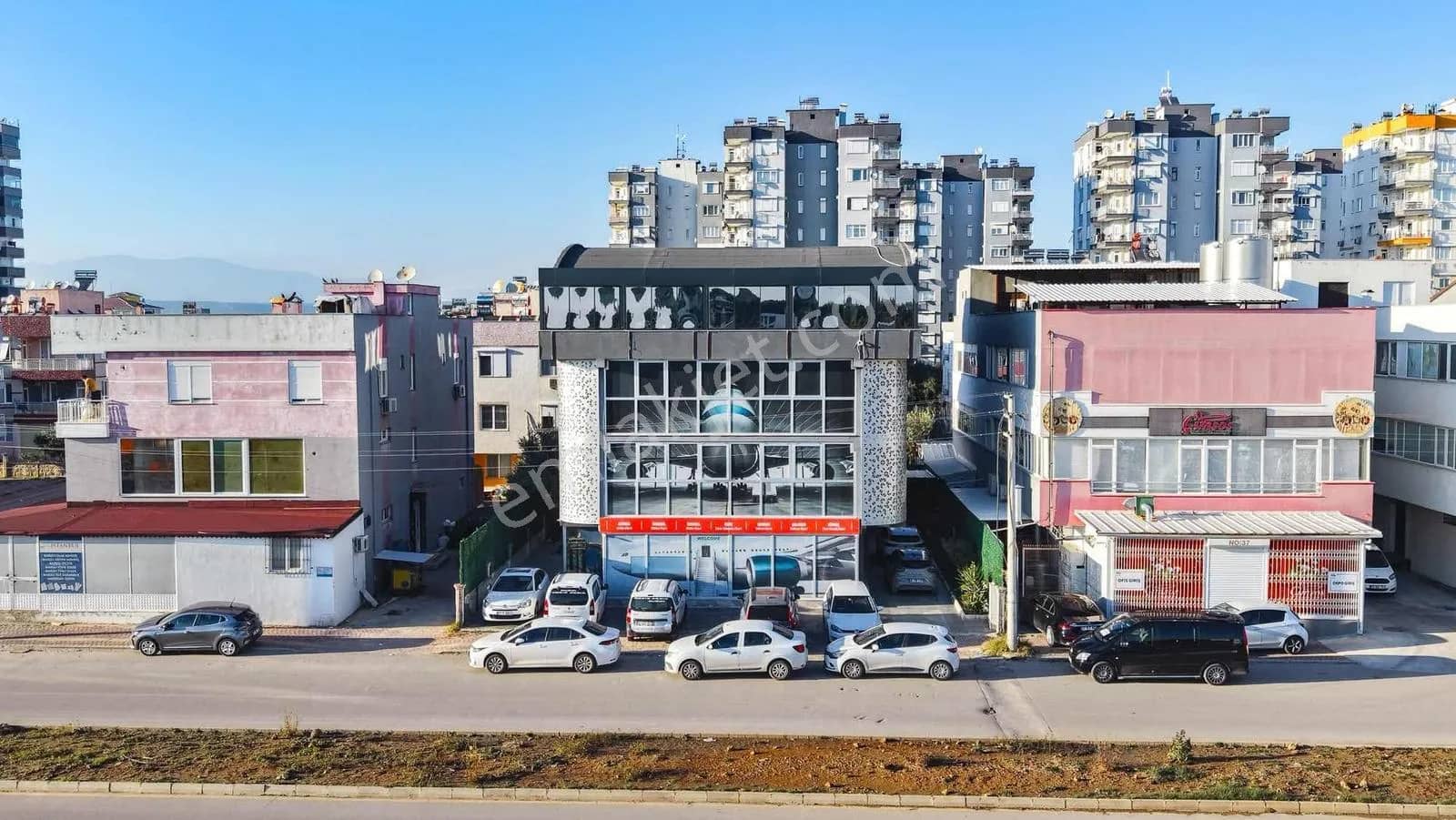Kurumsal Kullanıma Uygun Hazır Komple Kiralık Bina ilan görseli