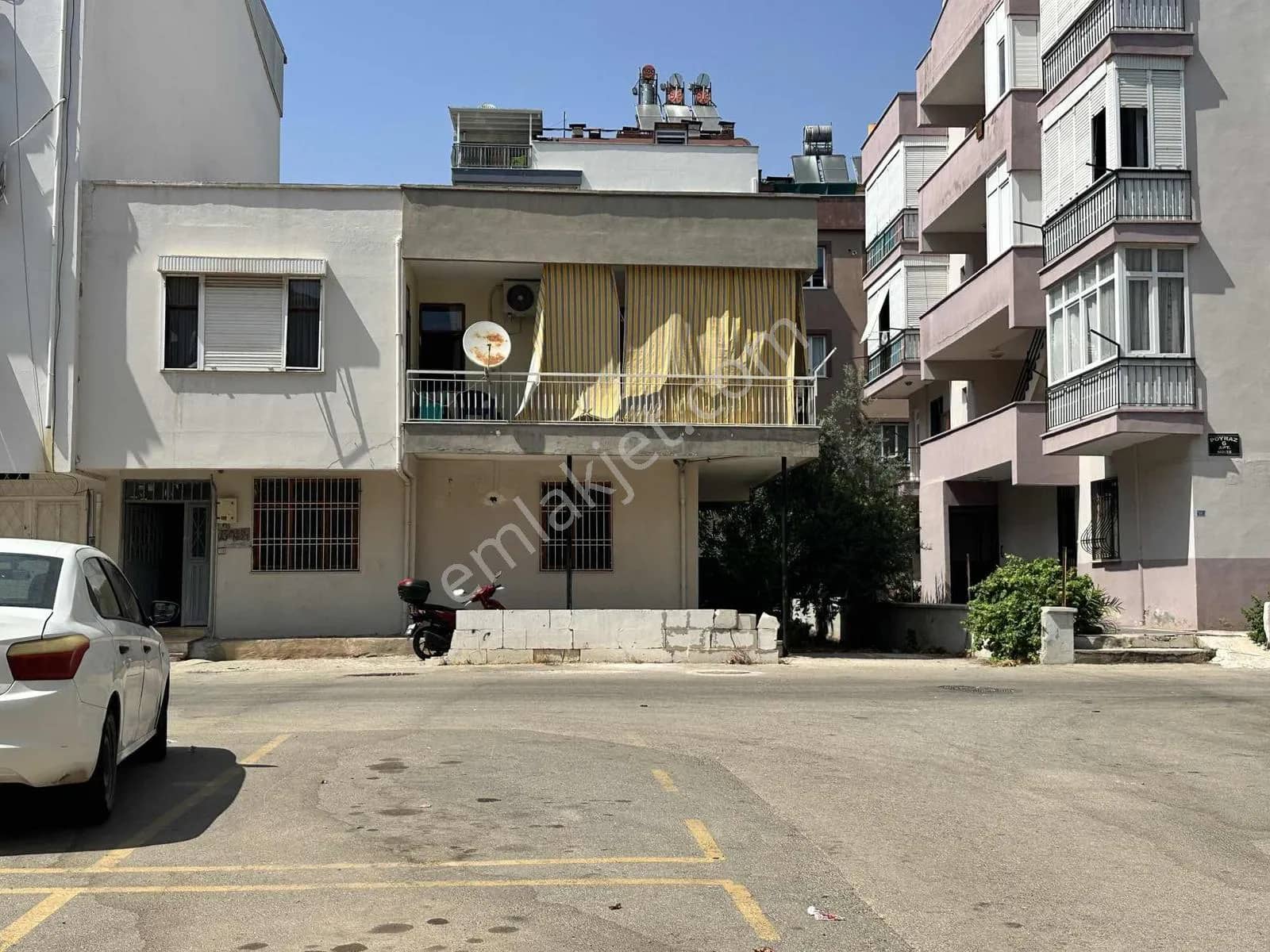 Bircan Karakurt'tan Kiralık Giriş Kat Daire.