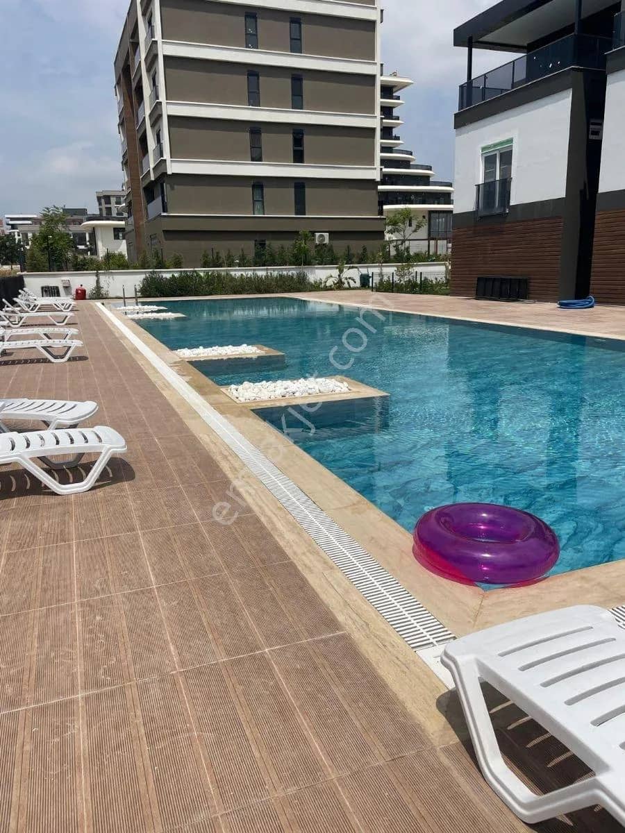 Altıntaş'da Satılık 2+1 Bahçekatı Loft Daire ilan görseli