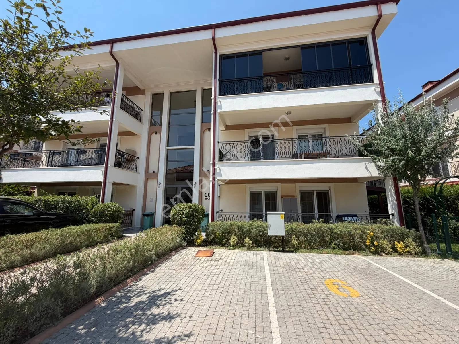 Vali Konakları 2 Sitesi'nde Satılık 3+1 Bahçe Katı Daire ilan görseli