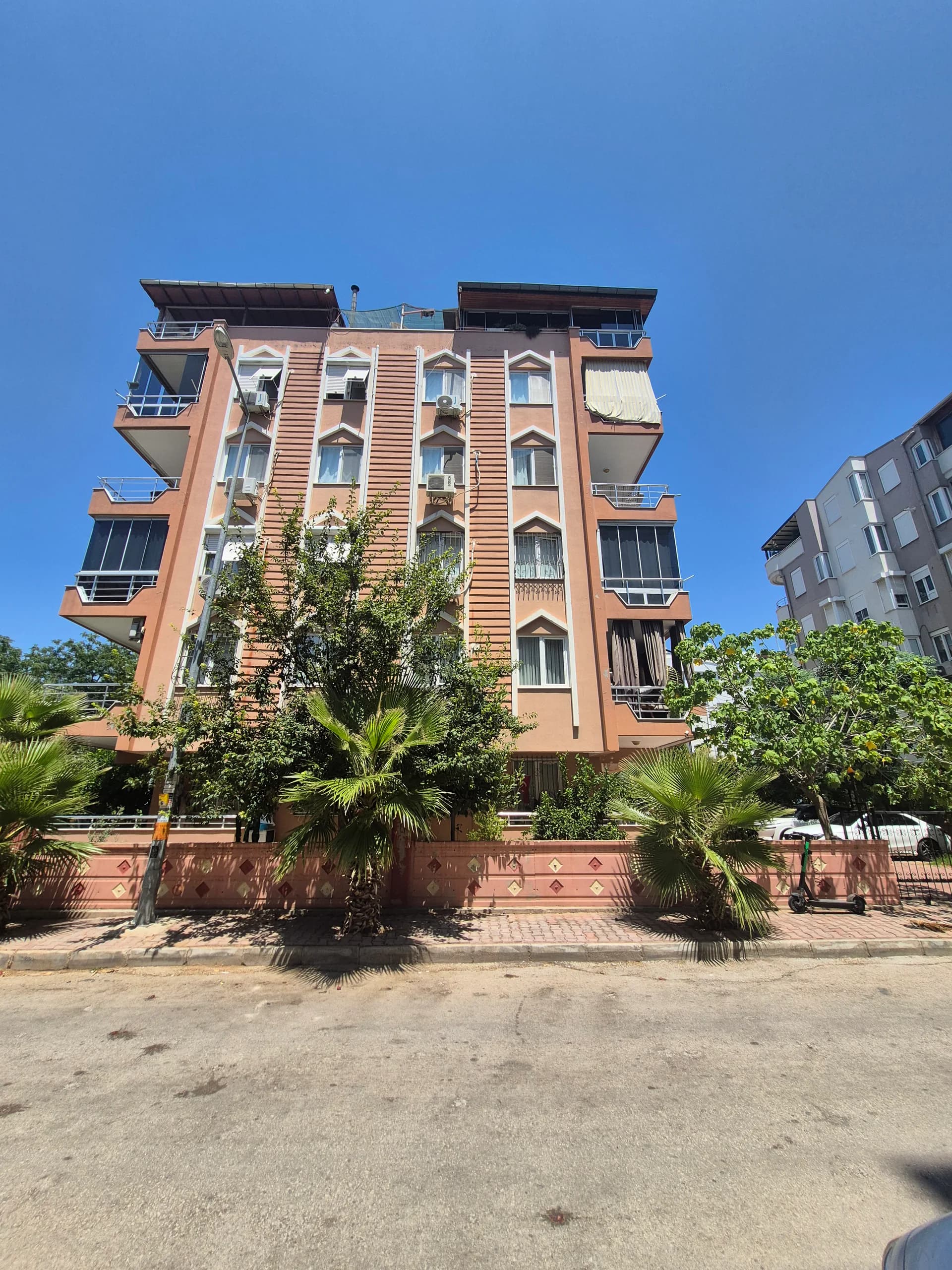 Ayten YAŞAR'DAN ÇAĞLAYAN'DA SATIKLIK 2+1 SATILIK DAİRE1