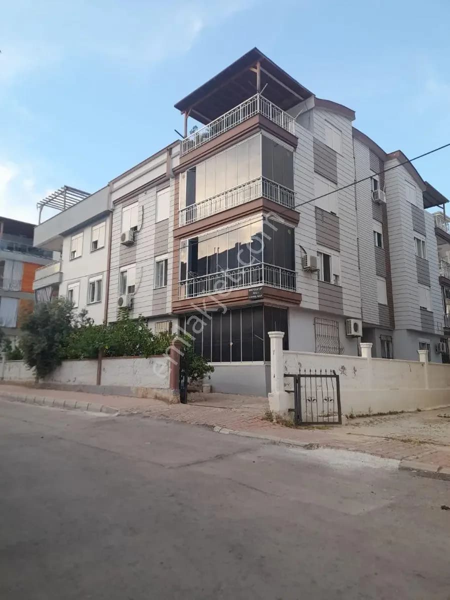 Rabia Çite'den Erenköy De 4+1 Dublex Daire