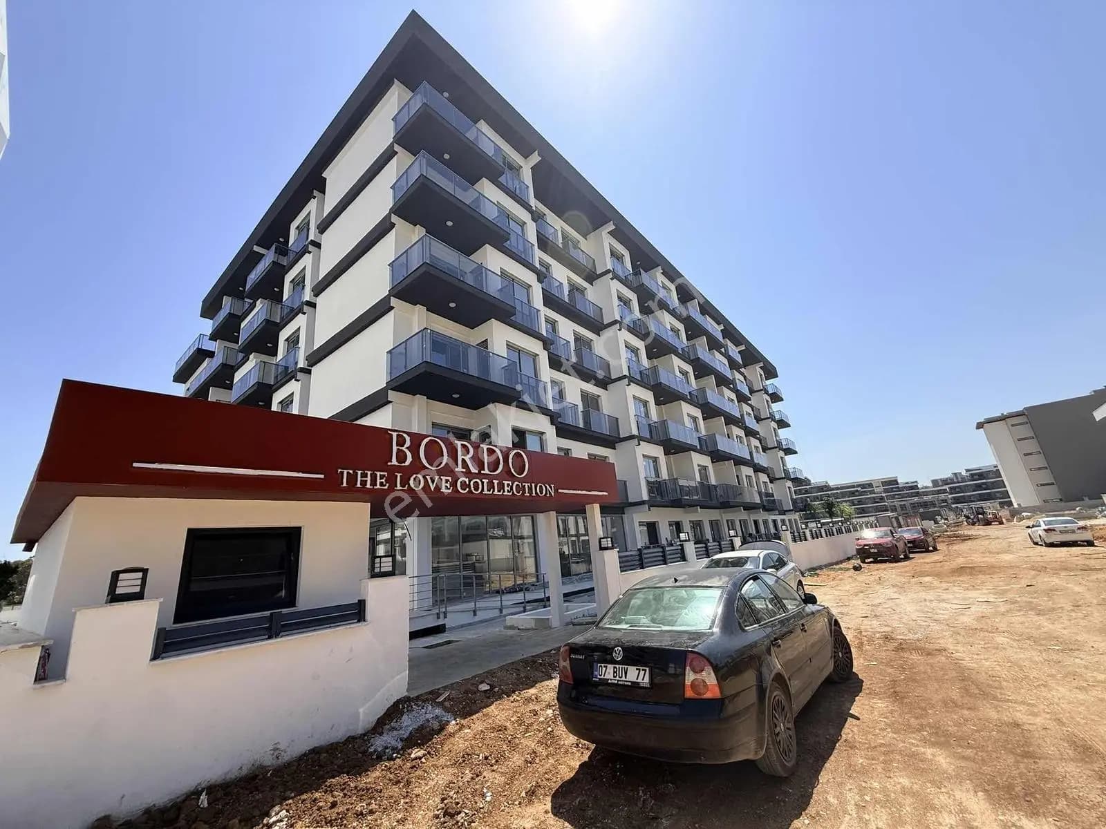 Altıntaş 40 Lık Yola Yakın Lüks Proje De Ebebeyn Banyolu 2+1
