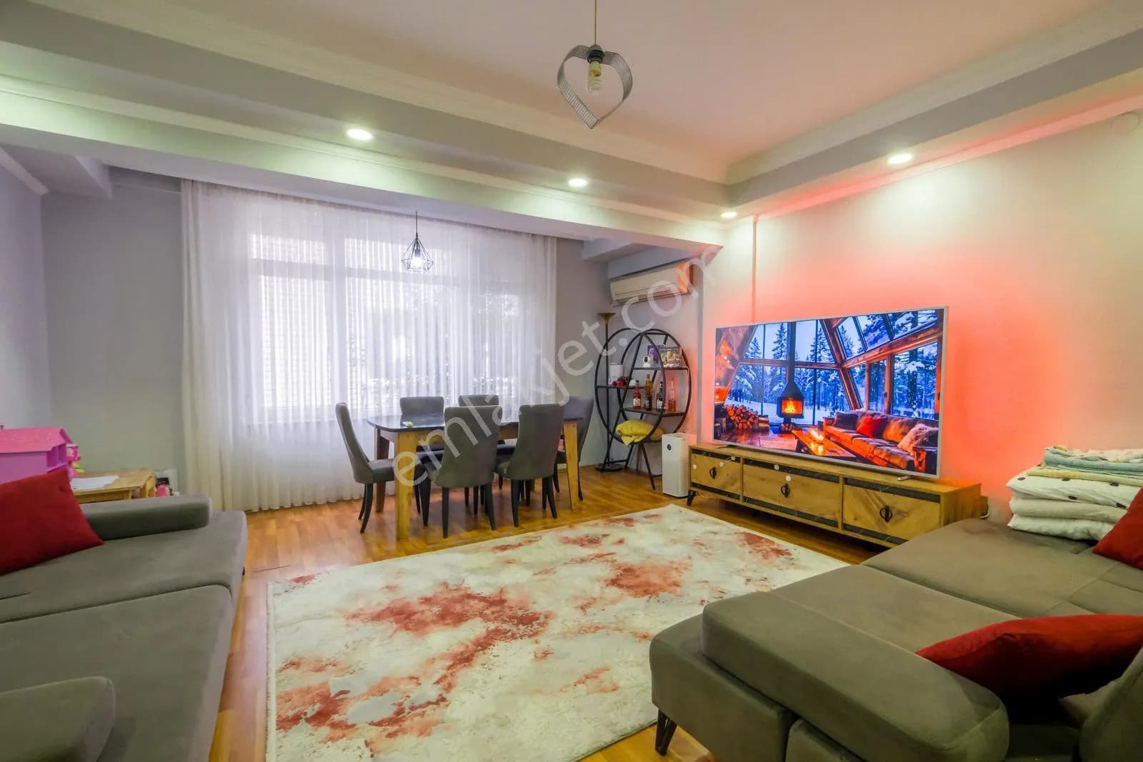 Fırsat! Güzeloba Çınar Sitesi Villa Konseptli Triplex (3+2)