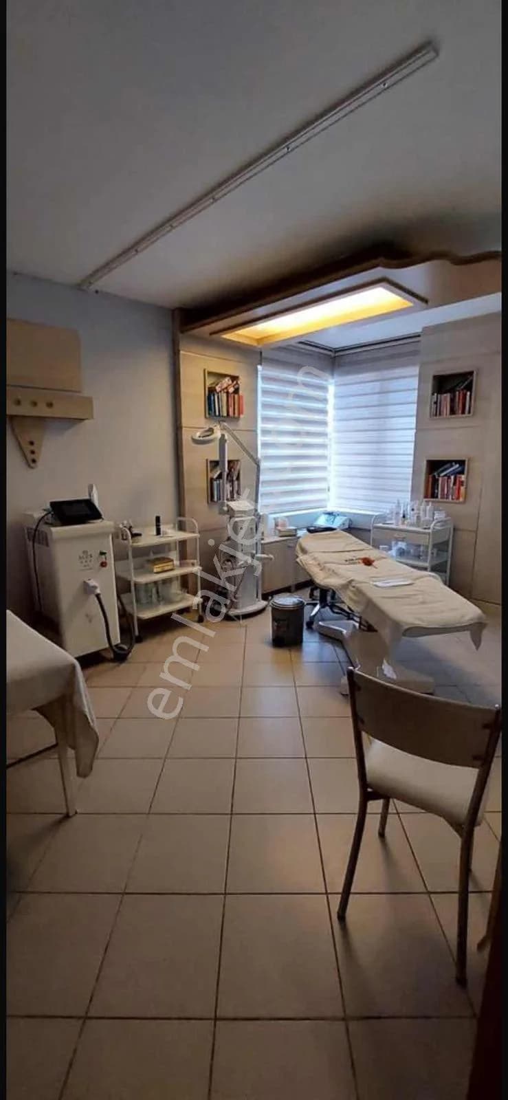 Falez Caddesi Üzeri Bağımsız Grişli 4+1 Kiralık Ofis