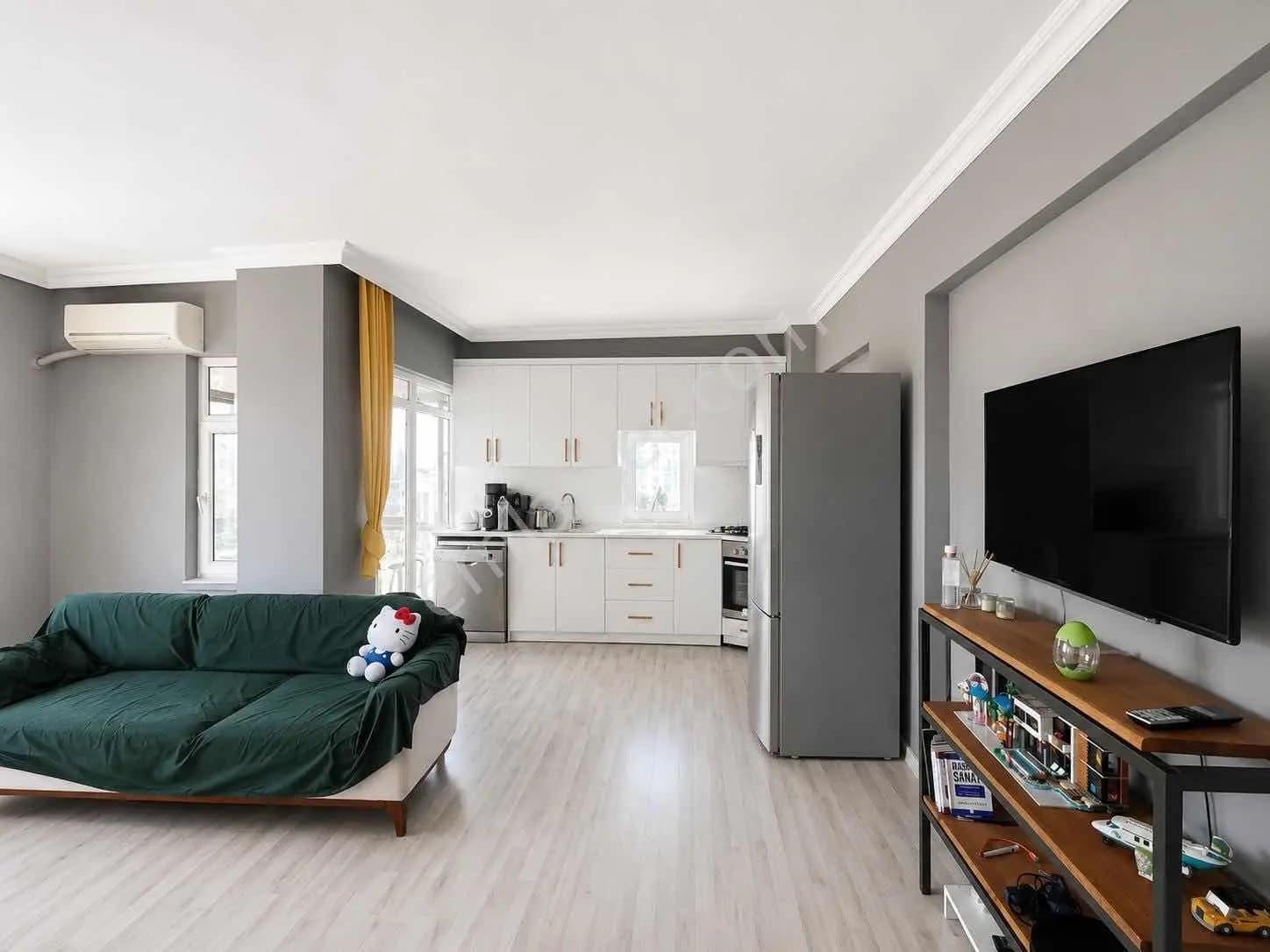 Arakat Önü Açık Denize Yakın Şirinyalıda Satılık 2+1 Daire