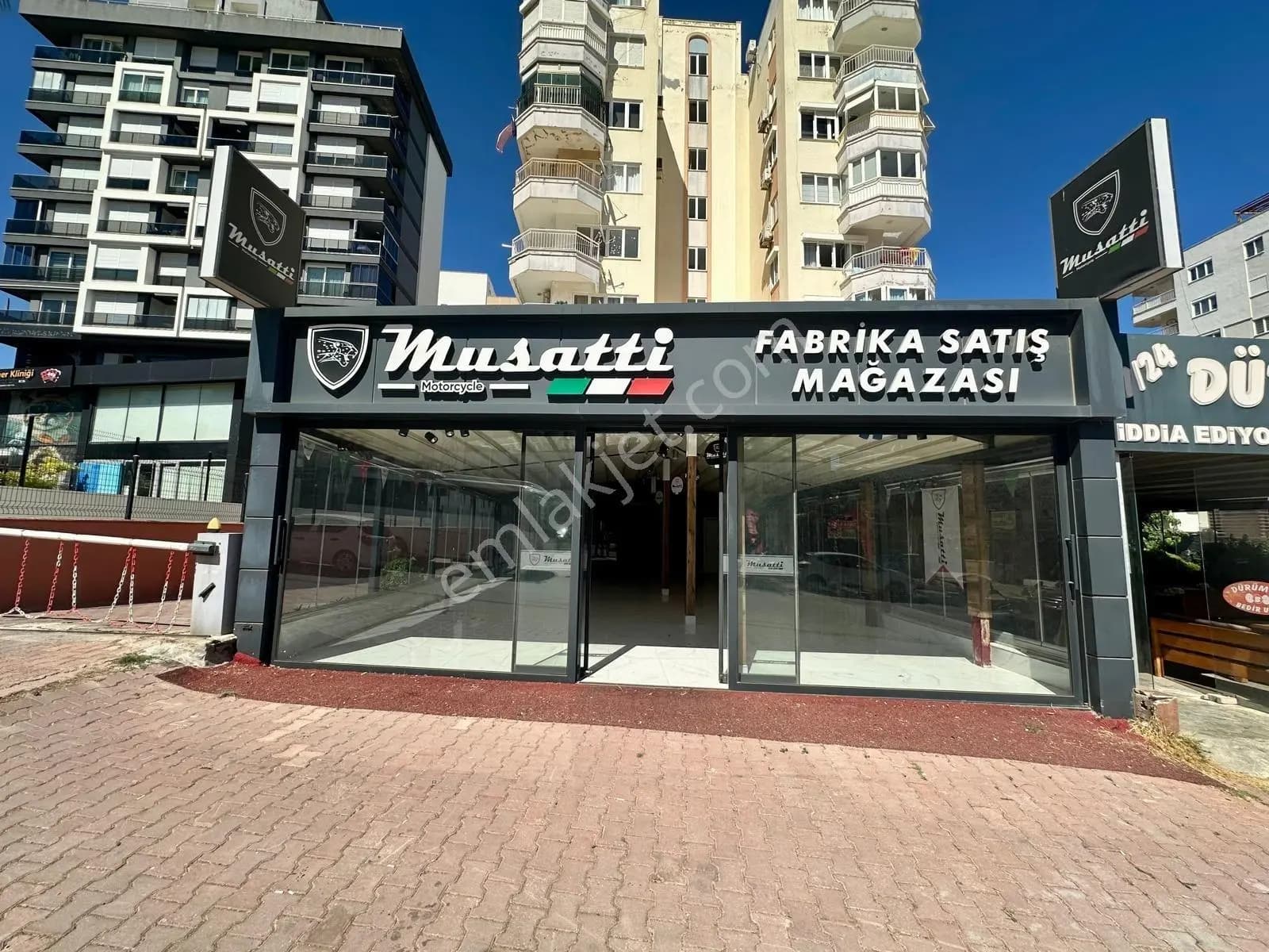 Örnekköy'de Denize Yürüme Mesafesinde Kiralık Dükkan
