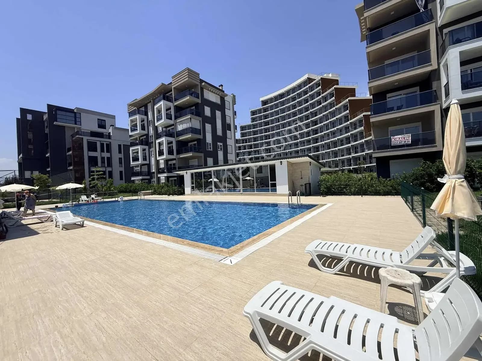 1+1/satılık İskanlı 30 M2 Bahçe Kullanımlı Daire