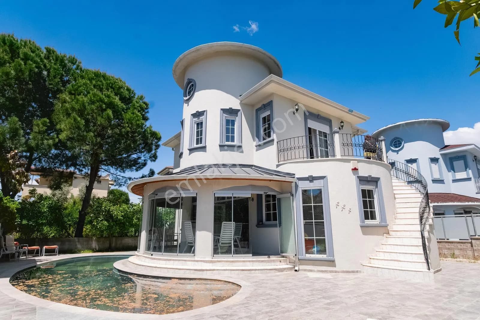 Belek'de Müstakil Havuzlu 2+1 Masalsı Satılık Villa
