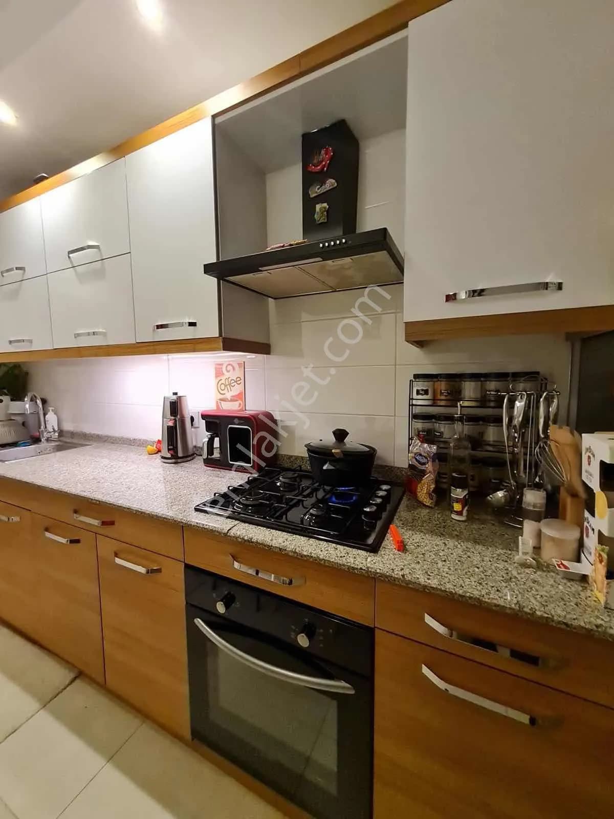Gebizli Mahallesinde Ayrı Mutfaklı, Modern 2+1 Satılık Daire