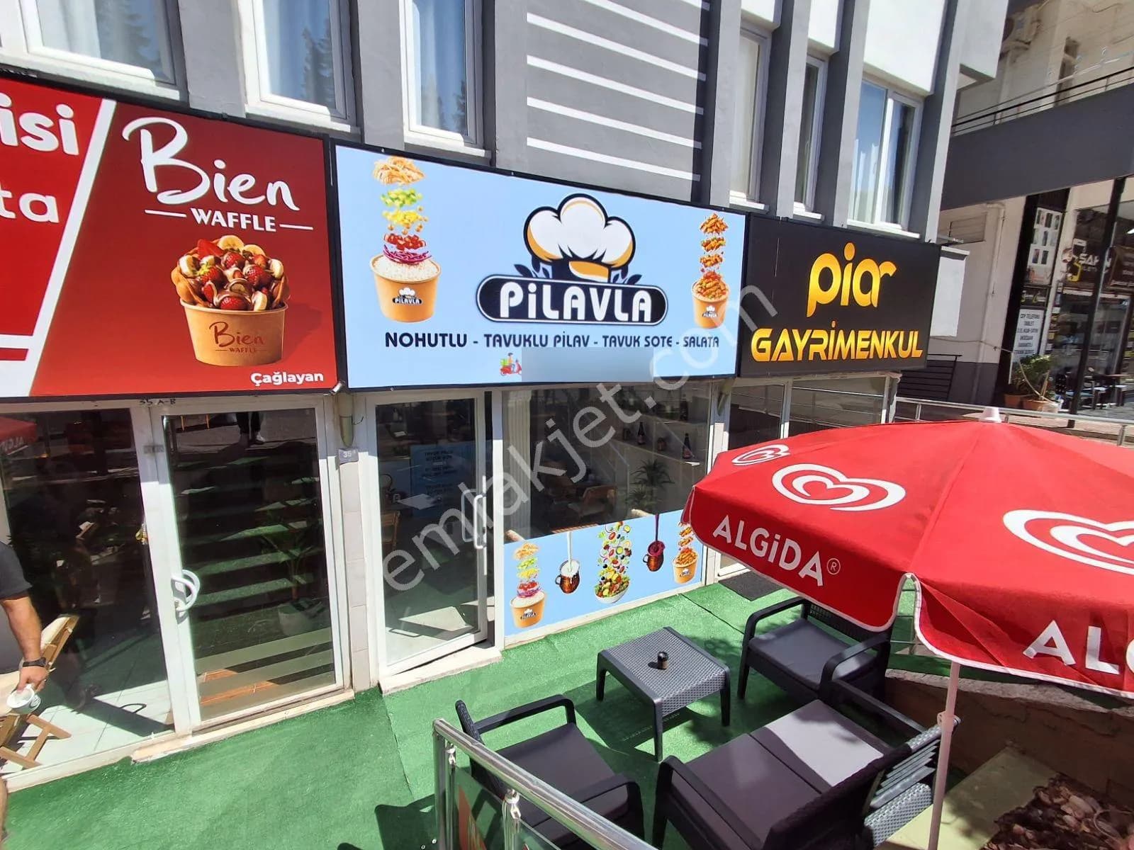 Dokuma Okullar Bölgesinde Hazır Tavuk Pilav İşletmesi