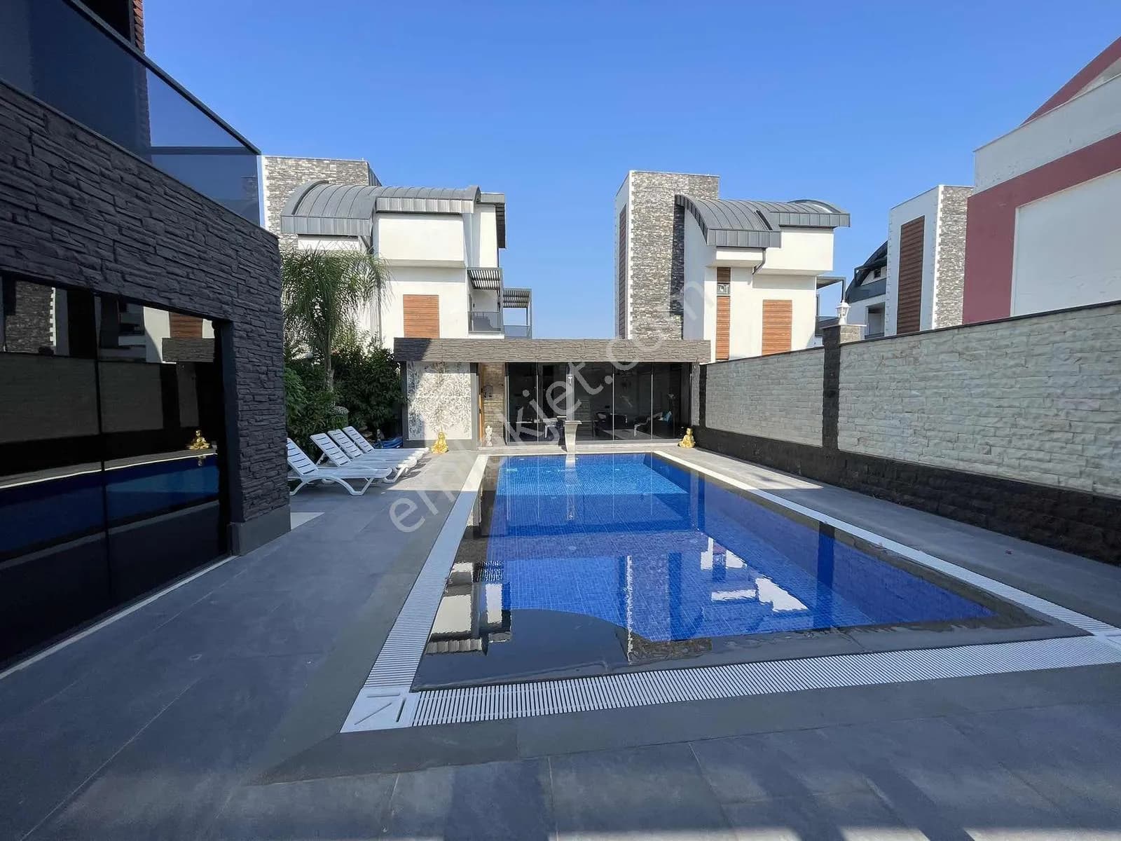 Belek Mükemmel Konum' Da Satılık Villa