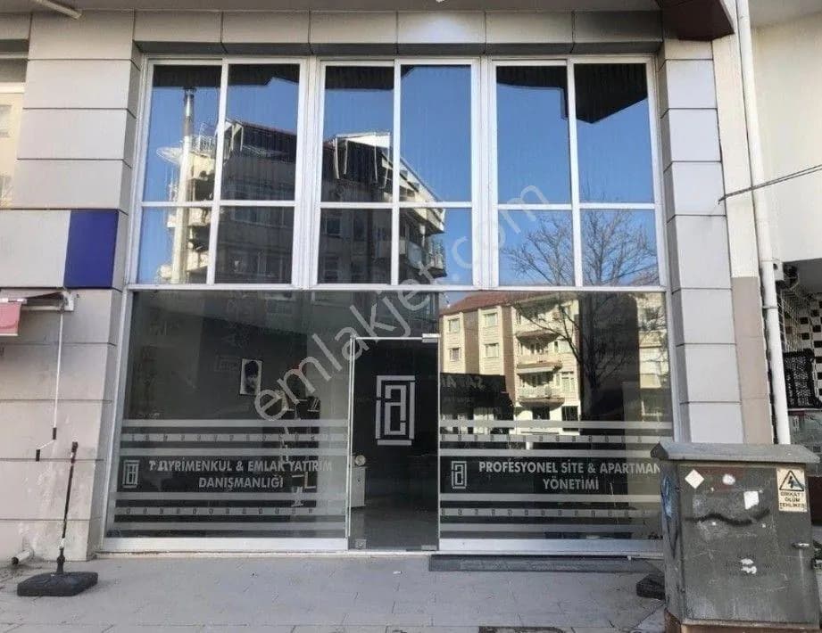 Burdur Kışla Caddesinde Muhteşem Bodrumlu, Asma Katlı Dükkan