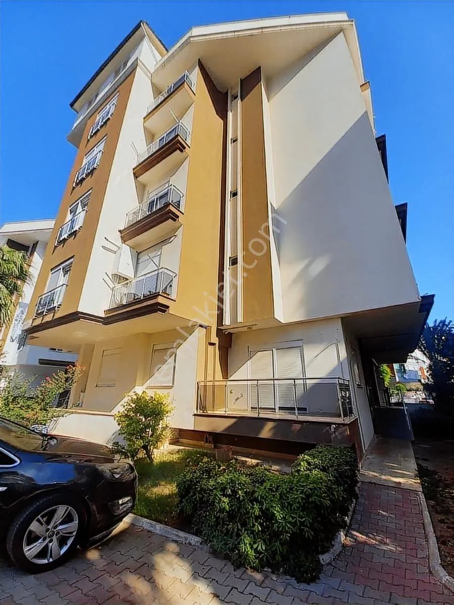 Konyaaltı Hurma Rezidansta 1+1 Kiralık