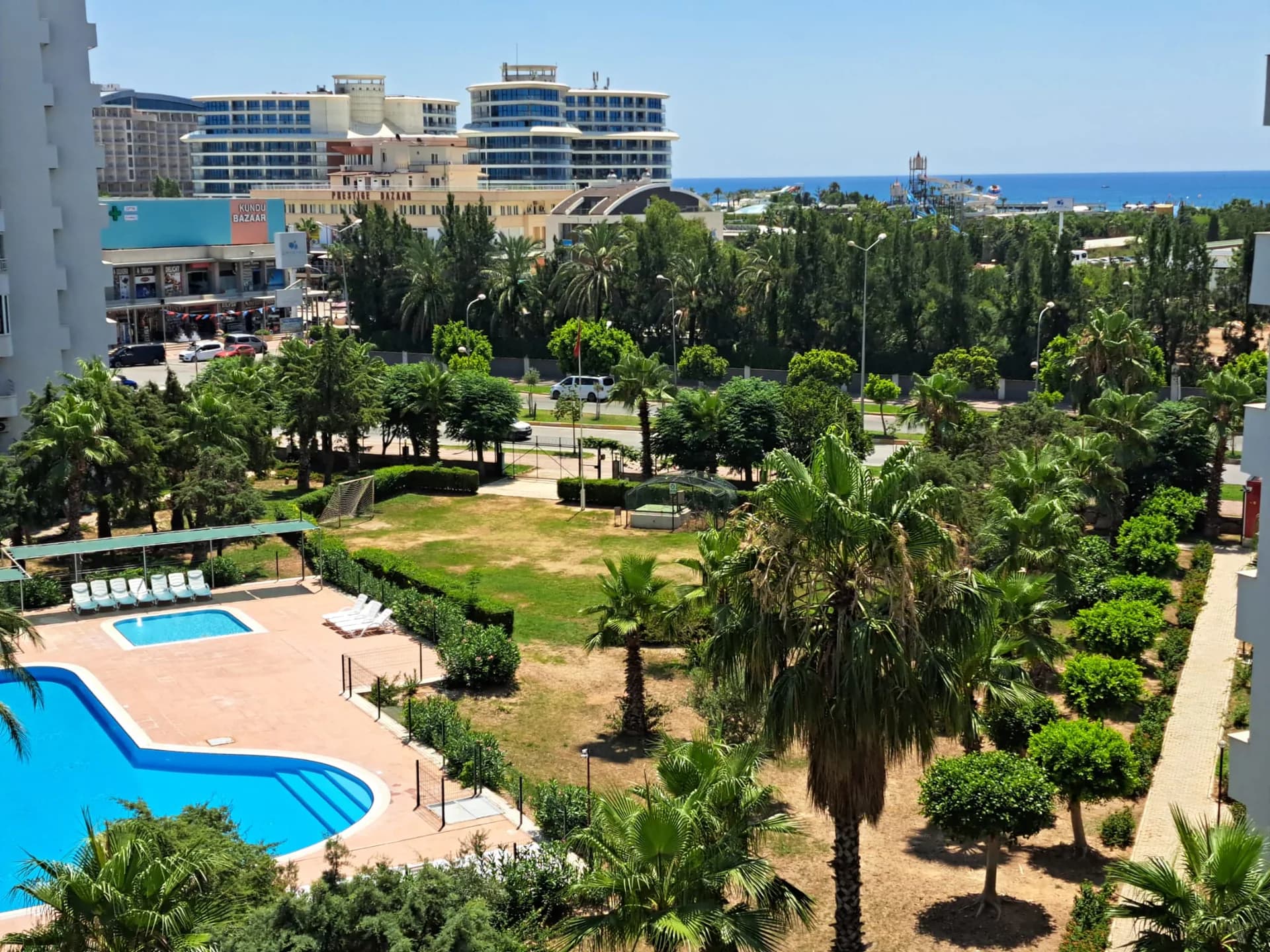 Turizm Yolu'nda deniz gören daire 3+1