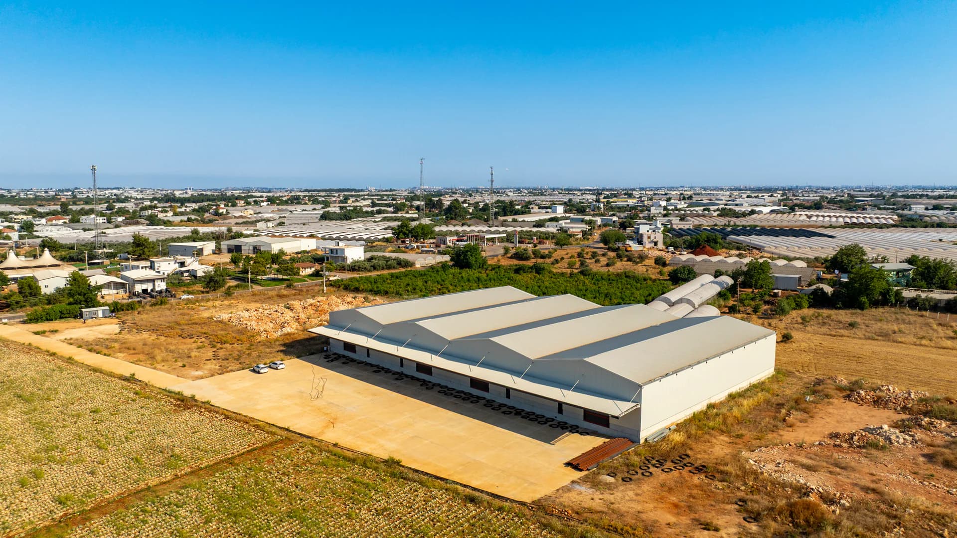 KEPEZ / GAZİLER MAH. 4.000 M2 DEPO