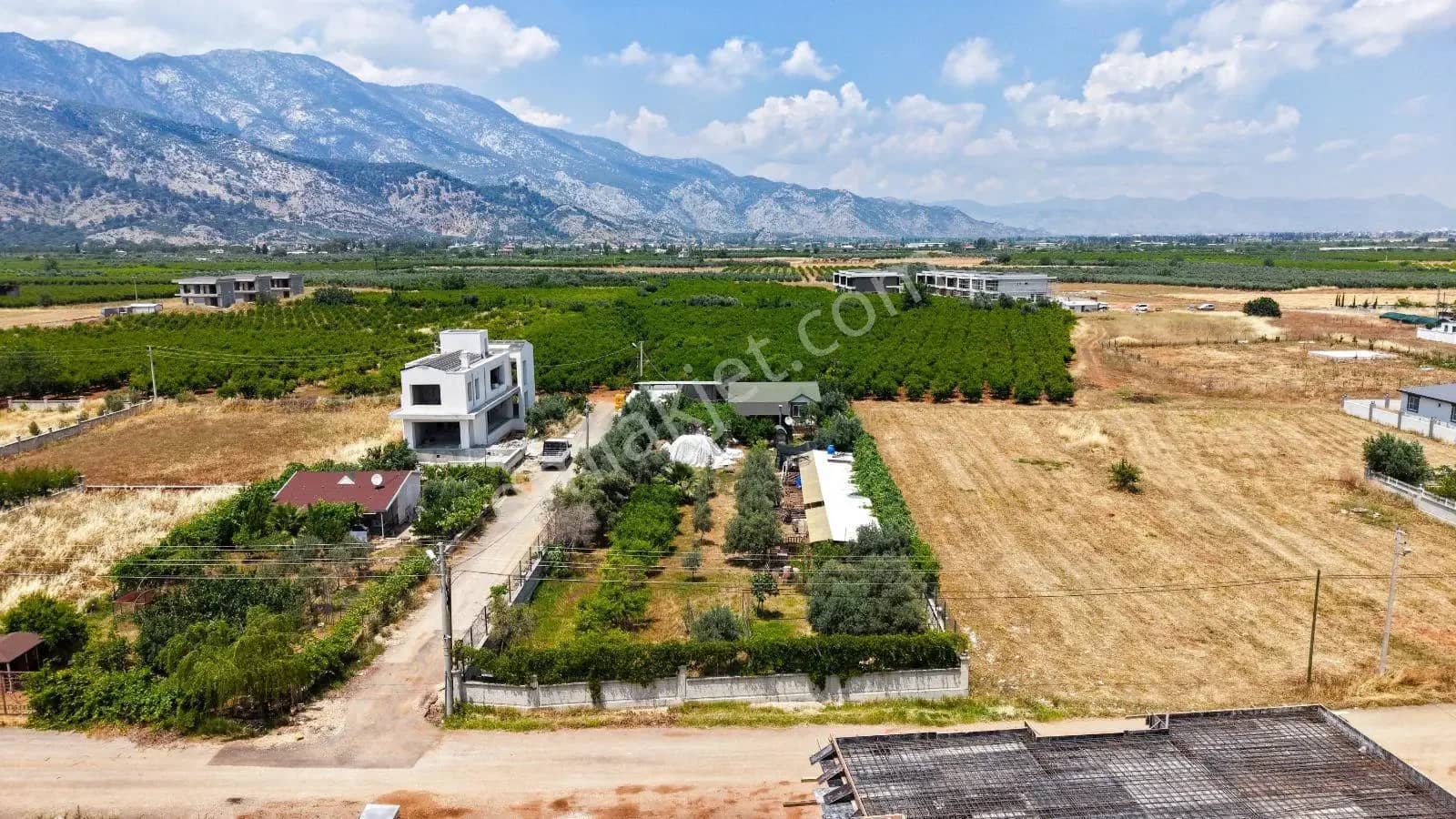 Döşemealtı Villa Bölgesinde Satılık Arsa ilan görseli