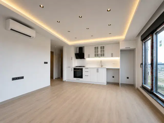 ALTINTAŞ 40LIK CAD ÜZERİNDE SATILIK 2+1 LÜKS DAİRE — görsel 2