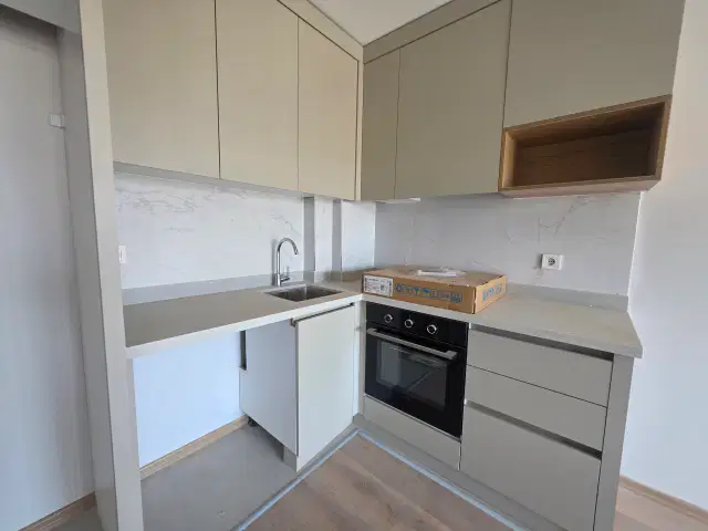 Altıntaş'da kapalı otoparklı,havuzlu sitede arakat iskanlı altyapılı 1+1 — görsel 12