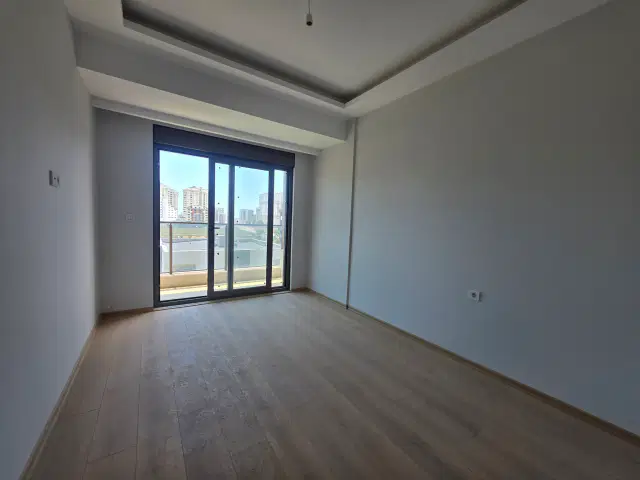 Altıntaş'da kapalı otoparklı,havuzlu sitede arakat iskanlı altyapılı 1+1 — görsel 16