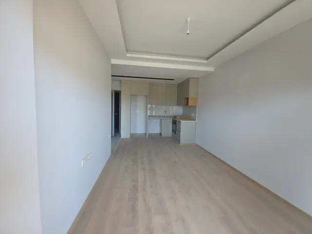 Altıntaş'da kapalı otoparklı,havuzlu sitede arakat iskanlı altyapılı 1+1 — görsel 11
