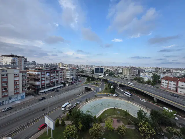 KAPALI OTOPARKLI MİRADOR İŞ MERKEZİNDE ÇOK MERKEZİ KONUMDA OFİS KATI — görsel 3