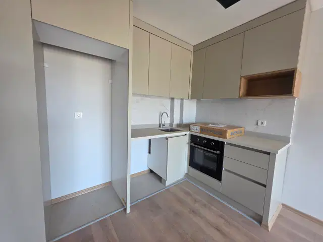 Altıntaş'da kapalı otoparklı,havuzlu sitede arakat iskanlı altyapılı 1+1 — görsel 13