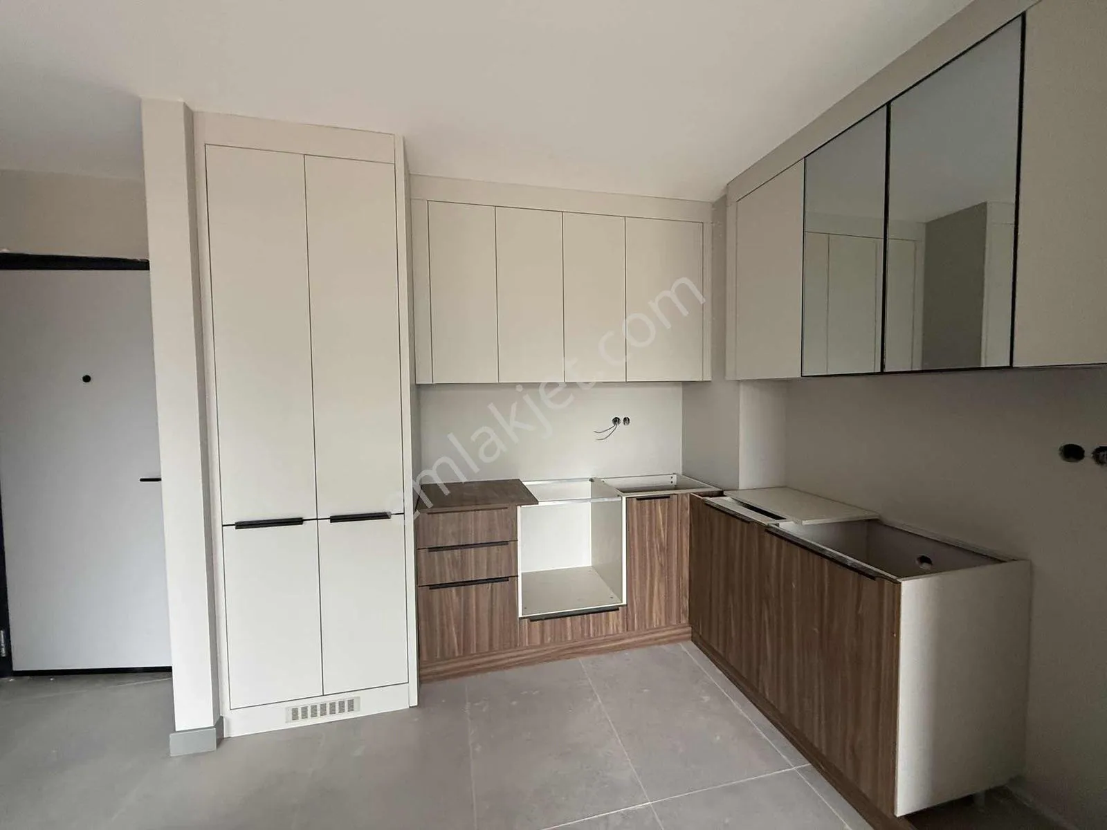 Altıntaş Ta Lüks Site De Geniş 1+1 Daire — görsel 4