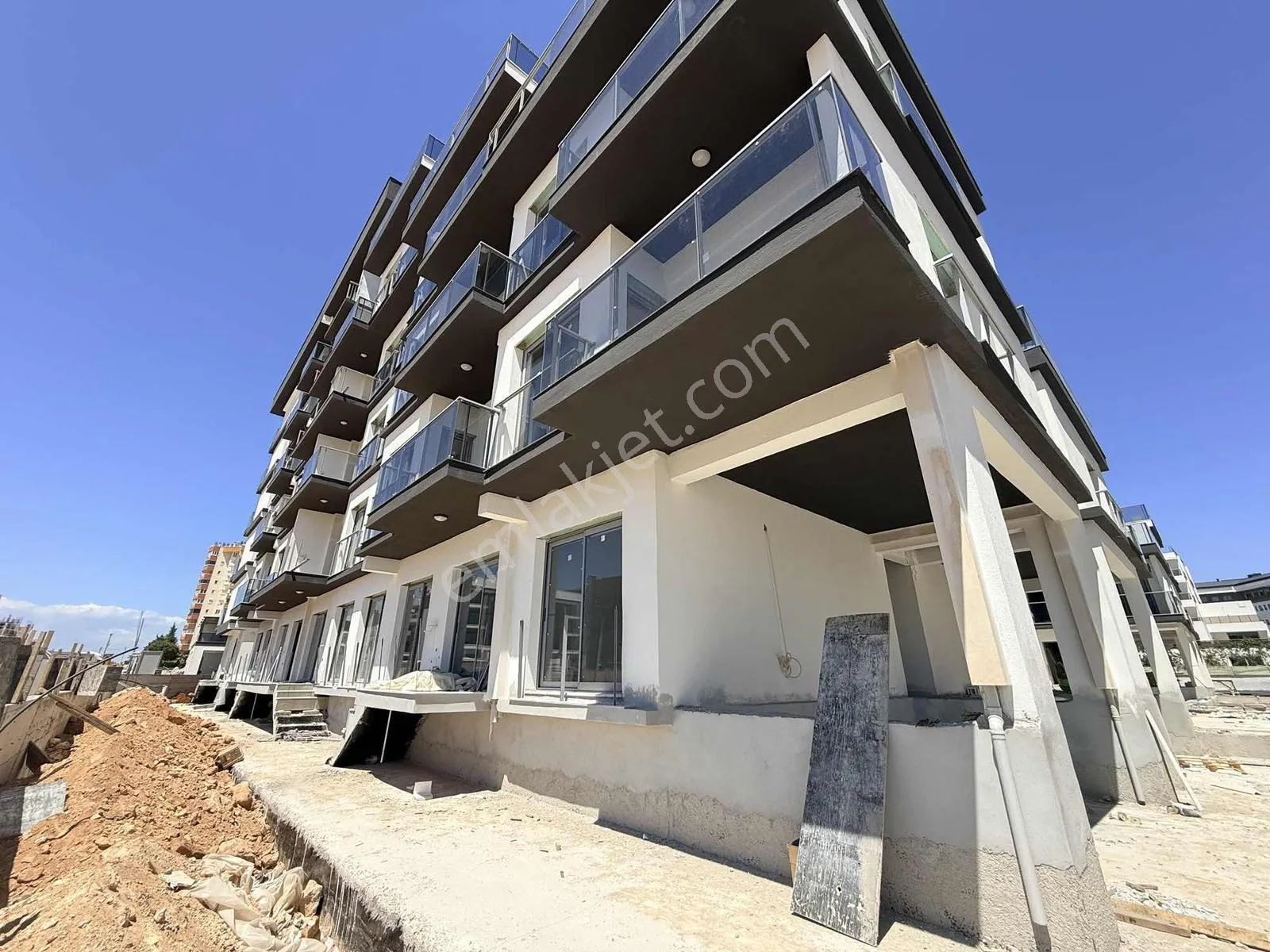 Altıntaş Ta Lüks Site De Geniş 1+1 Daire — görsel 8