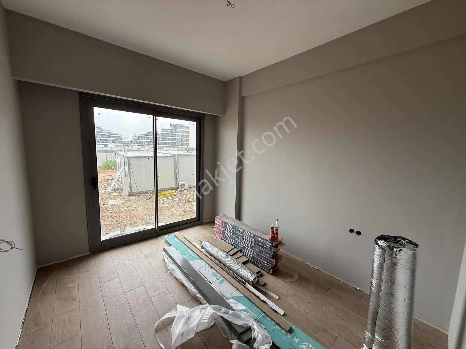 Altıntaş Ta Lüks Site De Geniş 1+1 Daire — görsel 16