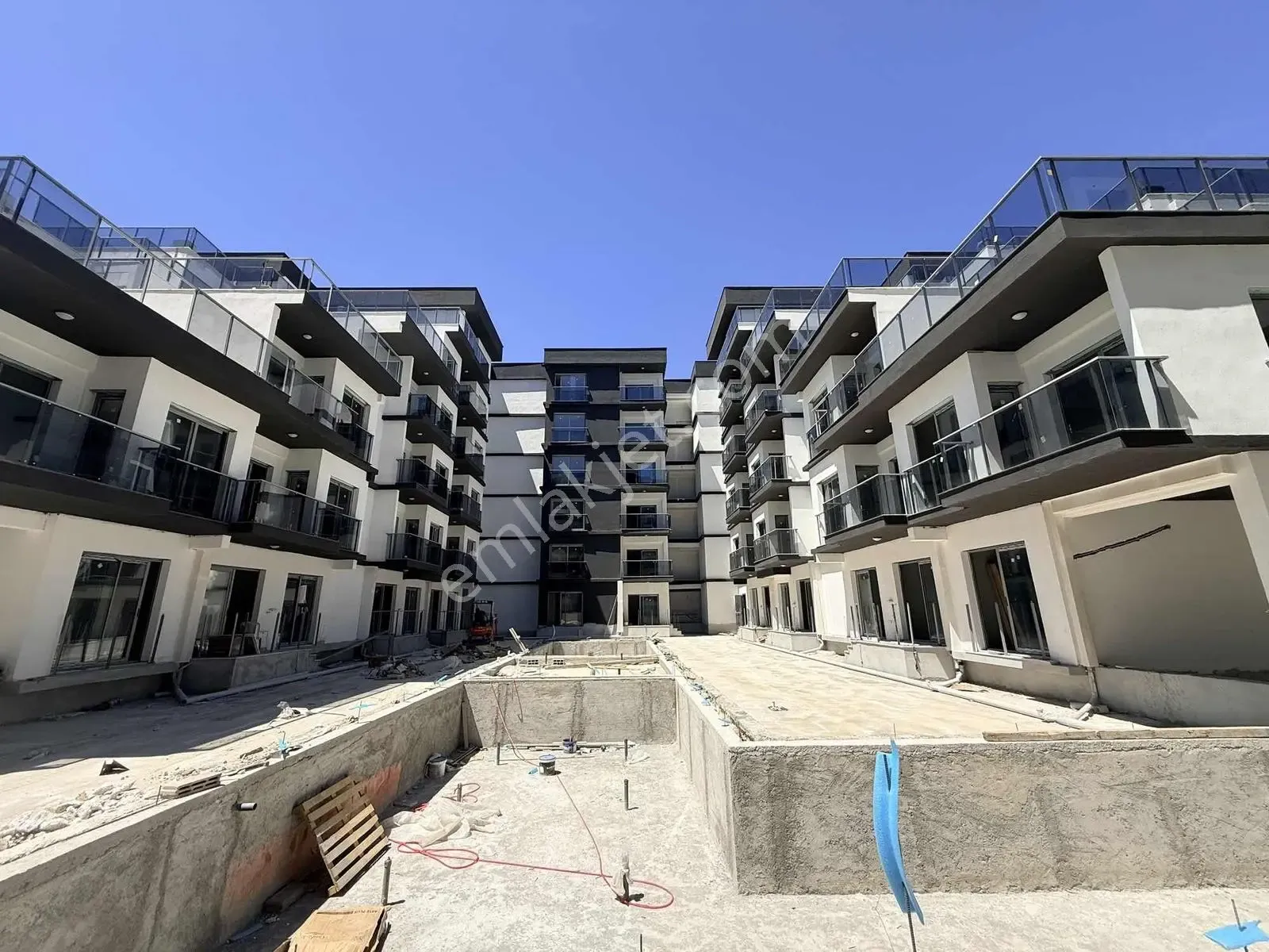 Altıntaş Ta Lüks Site De Geniş 1+1 Daire — görsel 20