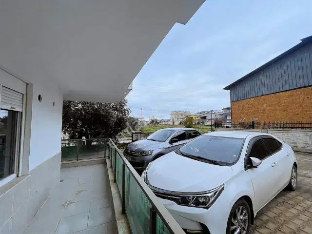 Merkezi Konumda, Park Manzaralı Ferah 2+1 Daire — görsel 2