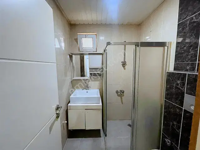 Merkezi Konumda, Park Manzaralı Ferah 2+1 Daire — görsel 18