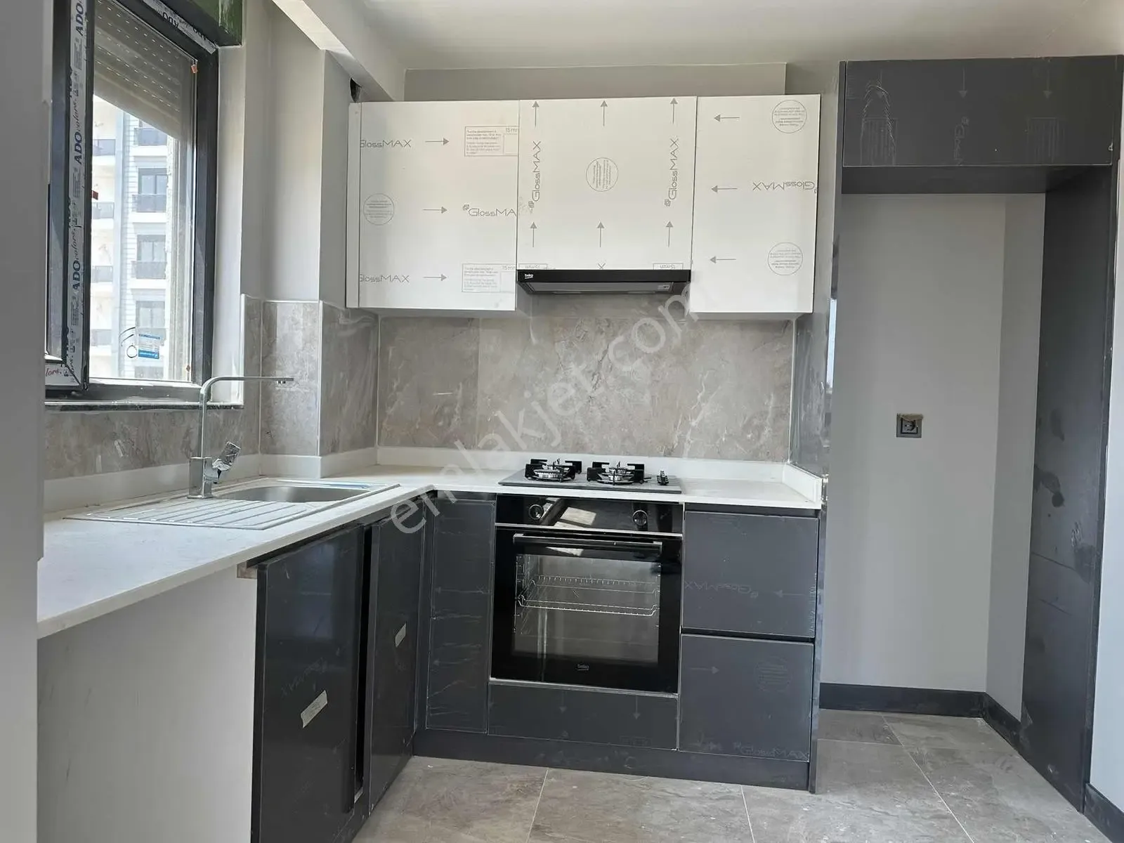Altıntaş'ta Full Artı Full Ozellikli Sitede 1+1 Kiralık — görsel 32