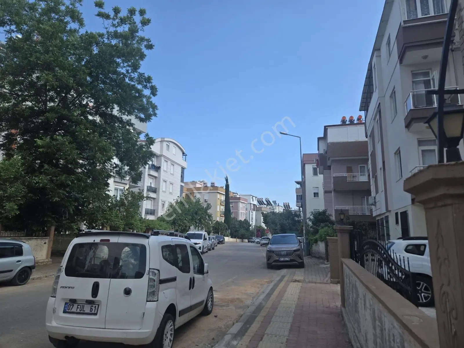 Üniversiteye Yürüme Mesafesinde Arakat Asansörlü Boş Daire — görsel 3