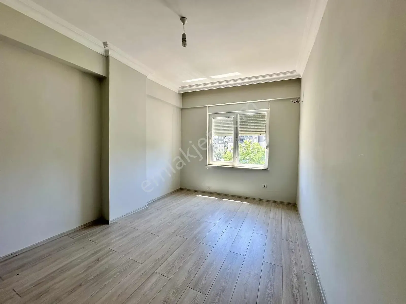 Berrın Kavcar'dan Yalı Caddesi 'nde Arakat Geniş Daire — görsel 10