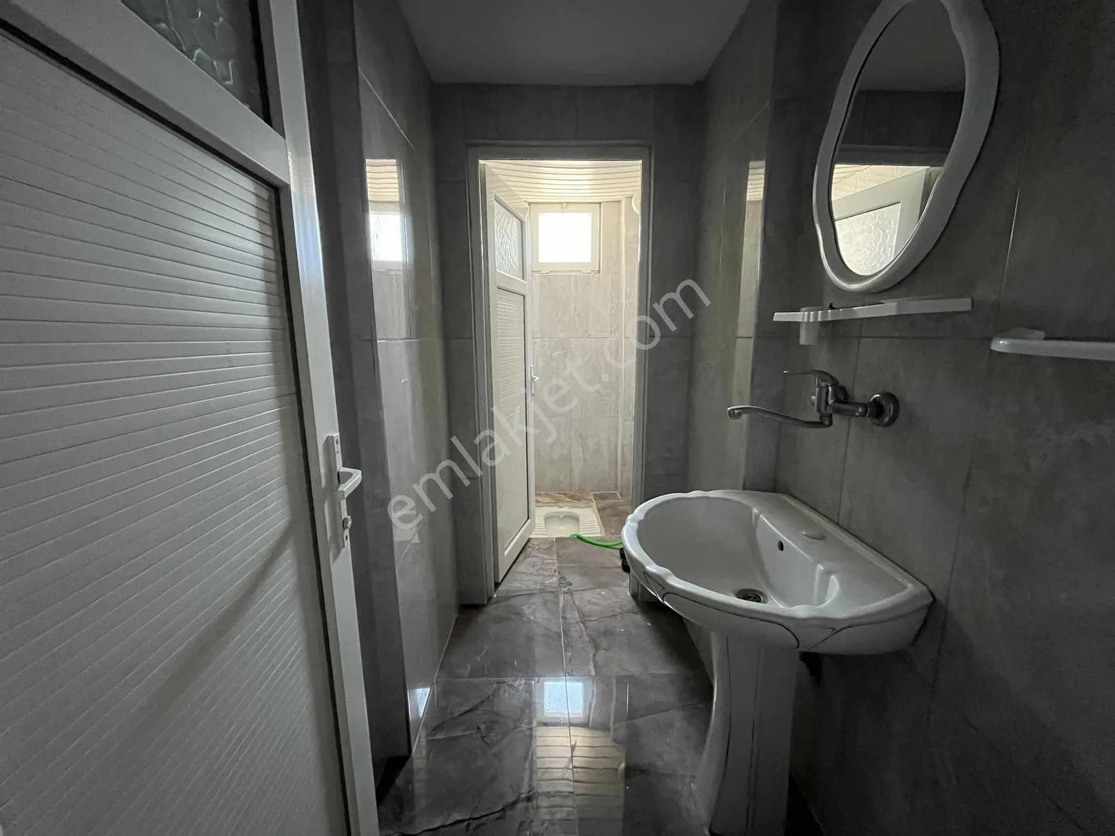 Meydankavağında Anayol Üstü Ara Kat 3+1 Kiralık Daire — görsel 12