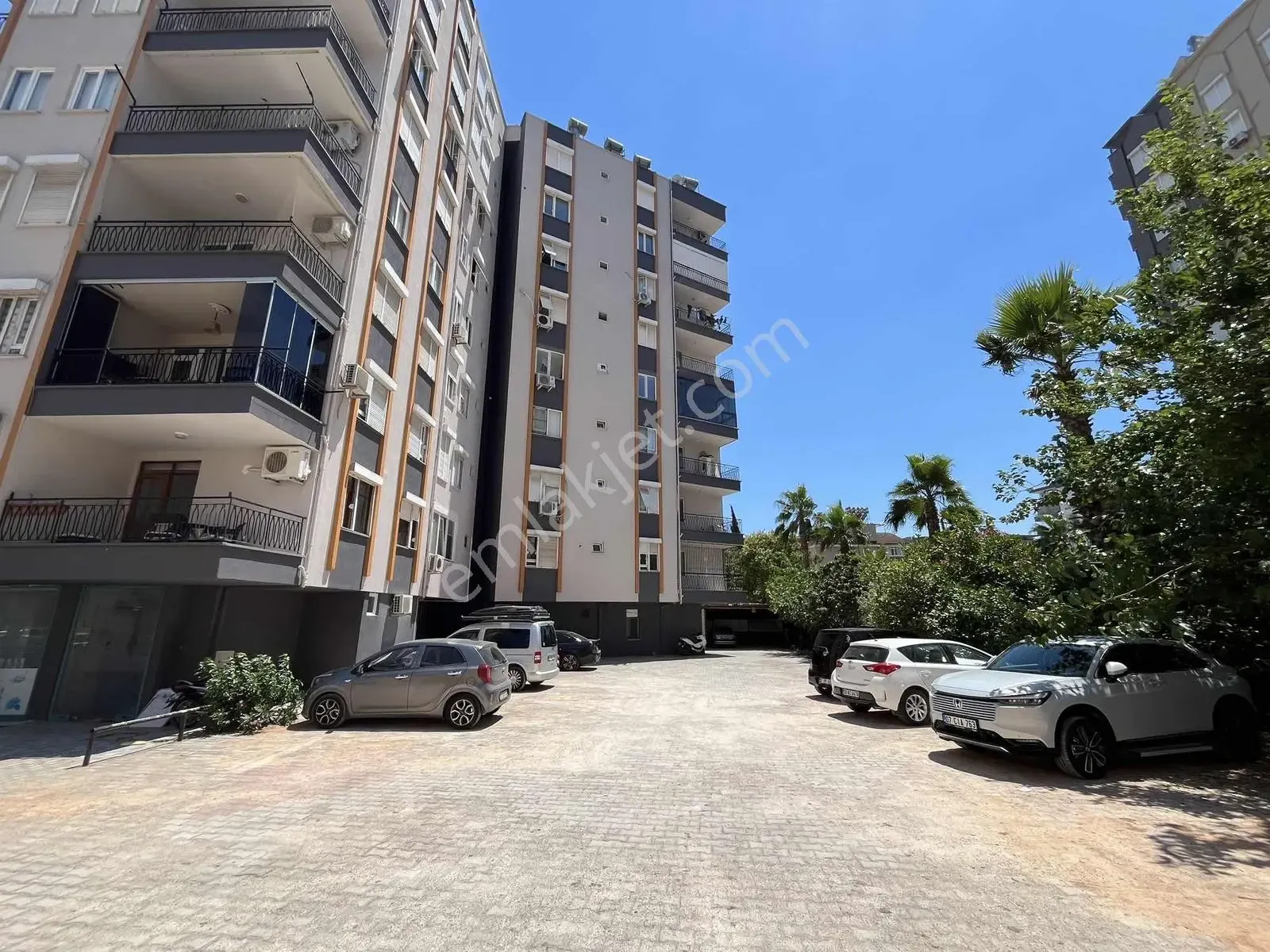 Meydankavağında Anayol Üstü Ara Kat 3+1 Kiralık Daire — görsel 14